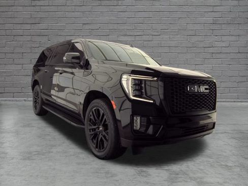 Used 2021 GMC Yukon XL Denali AWD/4WD image 4