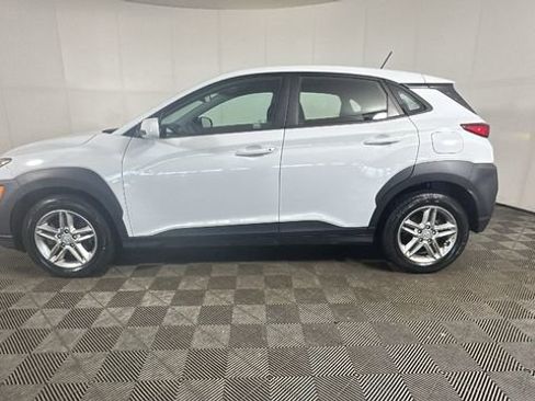 Used 2021 Hyundai Kona SE AWD/4WD image 6
