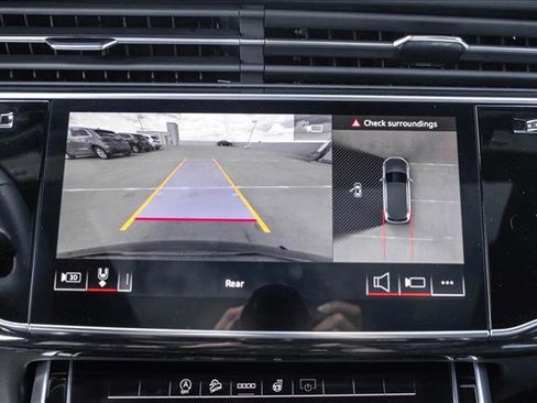 New 2026 Audi Q7 3.0T Premium Plus AWD/4WD image 17