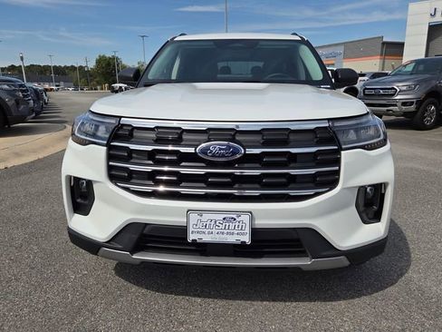 New 2026 Ford Explorer Active image 2