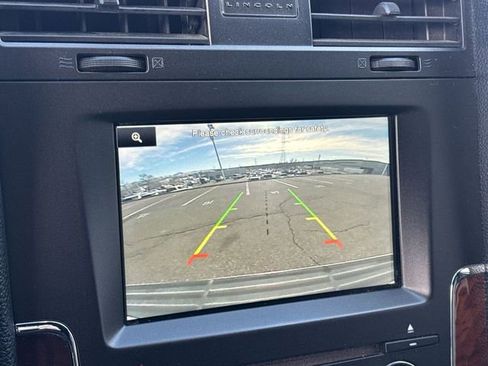 Used 2015 Lincoln Navigator 4WD image 14