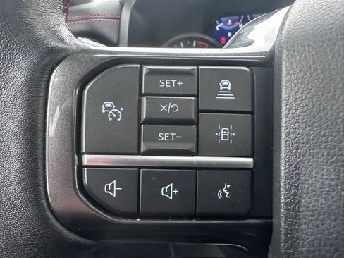 Used 2022 Ford Expedition Max Limited image 20