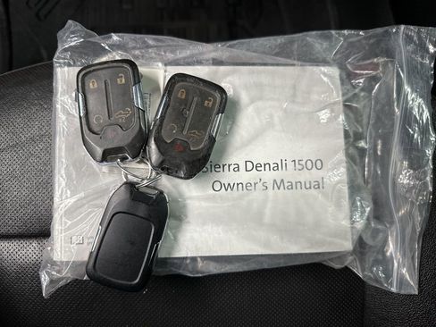 Used 2021 GMC Sierra 1500 SLT w/ SLT Premium Plus Package image 46