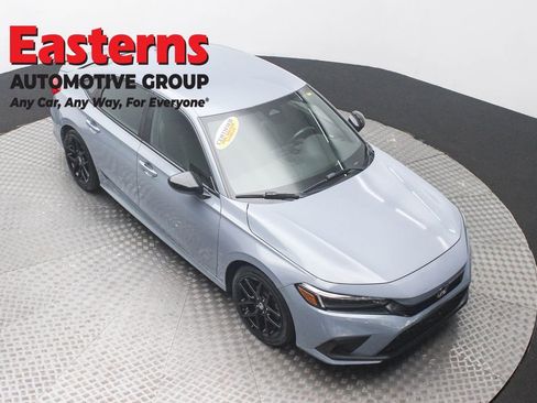 Used 2024 Honda Civic Sport image 3