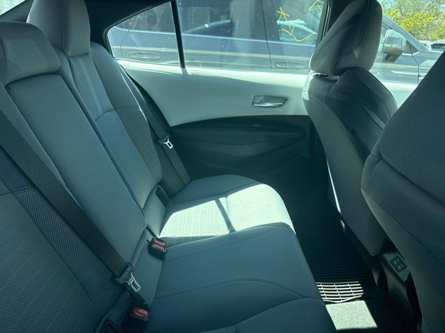 Used 2024 Toyota Corolla SE w/ SE Premium Package FWD image 12