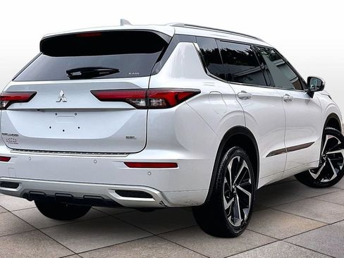 Used 2024 Mitsubishi Outlander SEL AWD/4WD image 12