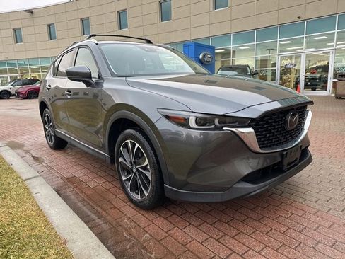 Used 2023 MAZDA CX-5 AWD 2.5 S w/ Premium Plus Pkg image 3