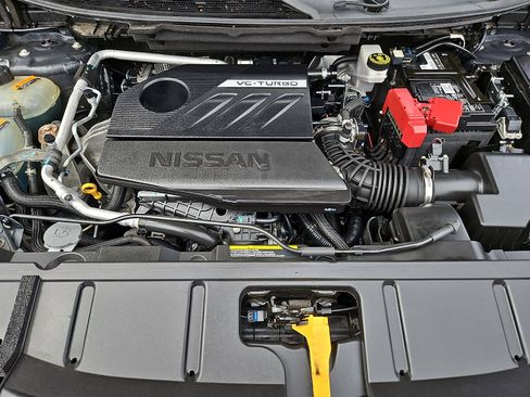 Certified 2022 Nissan Rogue SV image 27