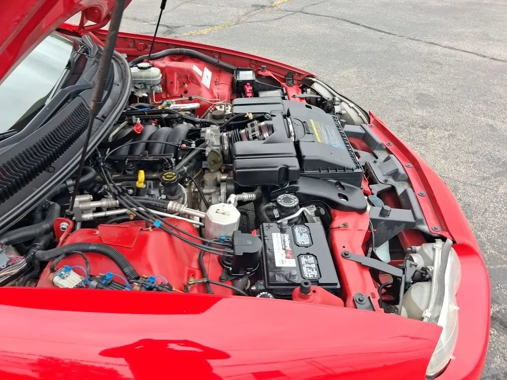 Used 2002 Chevrolet Camaro Z28 w/ SS Performance/Appearance Pkg RWD image 17