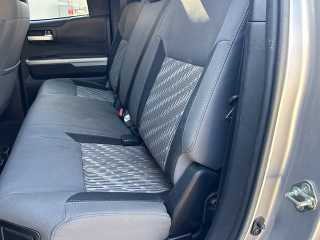 Used 2018 Toyota Tundra SR5 RWD image 10