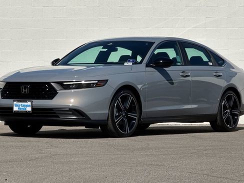 Certified 2025 Honda Accord Sport image 11