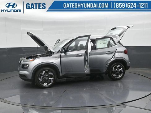 New 2026 Hyundai Venue SEL image 58