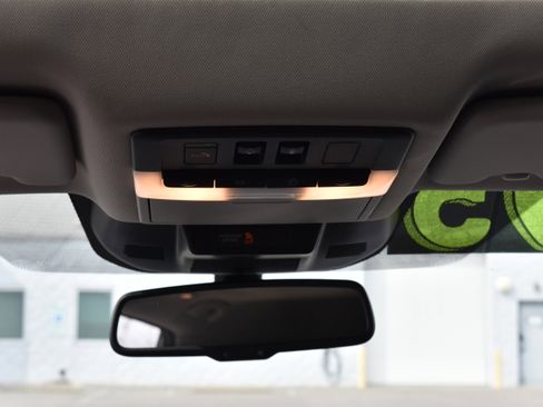 Used 2023 Nissan Rogue SL image 30