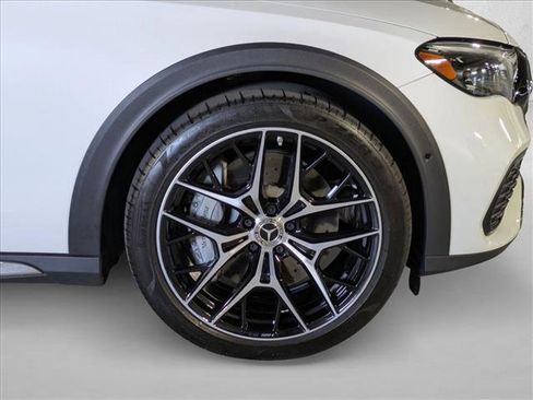 Certified 2025 Mercedes-Benz E 450 4MATIC All-Terrain Wagon image 26