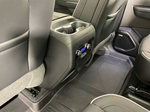 New 2026 Buick Enclave Sport Touring w/ Power Package FWD image 25