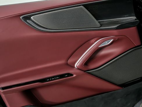 Used 2024 Ferrari Purosangue image 29