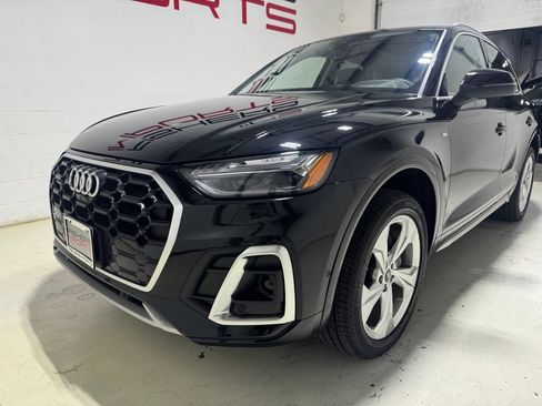 Used 2023 Audi Q5 2.0T Prestige w/ Prestige Package AWD/4WD image 2