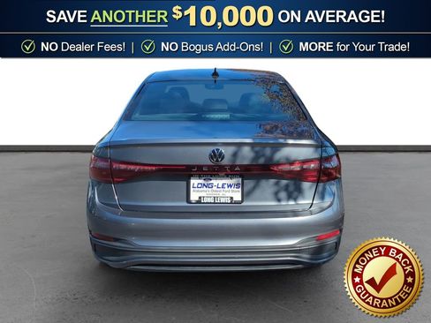 Used 2025 Volkswagen Jetta Sport image 5