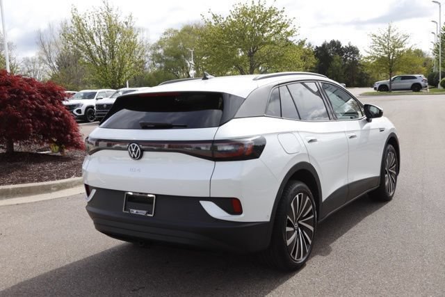 Used 2025 Volkswagen ID.4 Pro AWD/4WD image 3