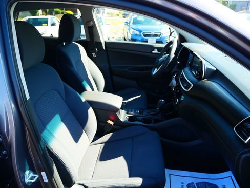 Used 2021 Hyundai Tucson SE AWD/4WD image 17