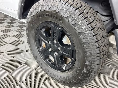 Used 2022 Jeep Wrangler Unlimited Sport AWD/4WD image 14