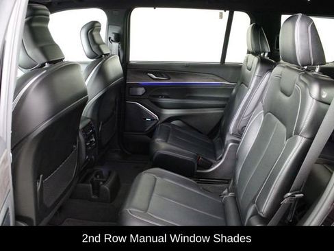 Used 2022 Jeep Grand Cherokee L Overland w/ Advanced Protech Group III AWD/4WD image 16