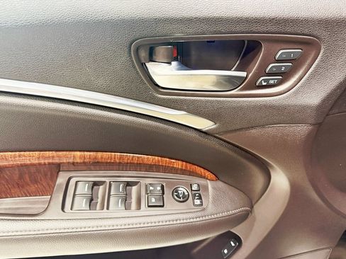 Used 2017 Acura MDX SH-AWD w/ Technology Package image 33