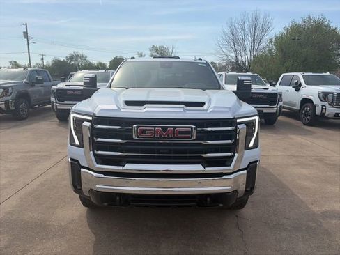 New 2026 GMC Sierra 2500 SLT w/ SLT Premium Package AWD/4WD image 9
