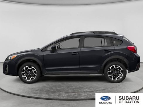Used 2017 Subaru Crosstrek 2.0i Limited AWD/4WD image 3