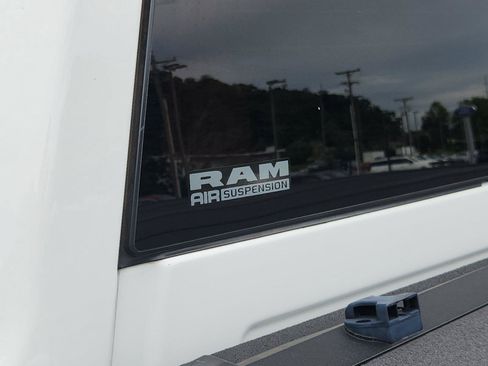Used 2022 RAM 2500 Laramie AWD/4WD image 47