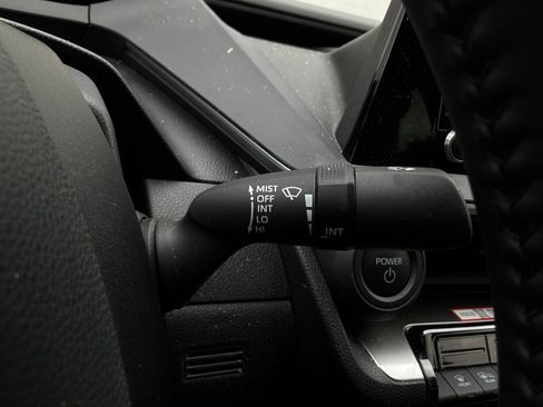 Used 2025 Toyota Prius LE image 35