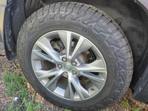 Used 2015 Toyota Highlander Plus AWD/4WD image 4