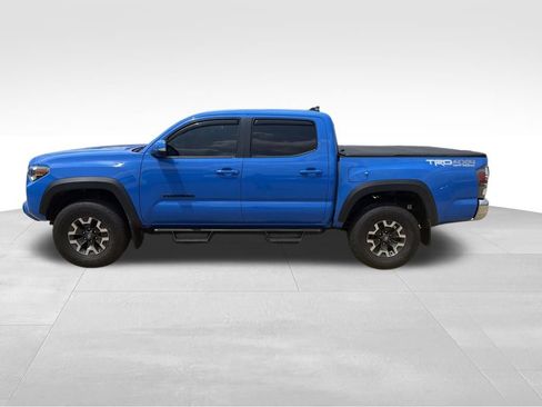 Used 2021 Toyota Tacoma TRD Off-Road AWD/4WD image 8