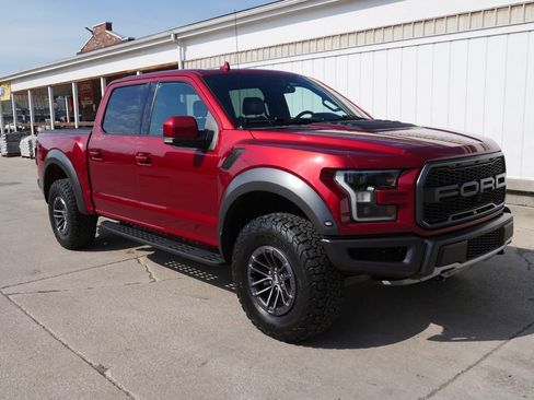 Used 2019 Ford F150 Raptor w/ Equipment Group 802A Luxury AWD/4WD image 2