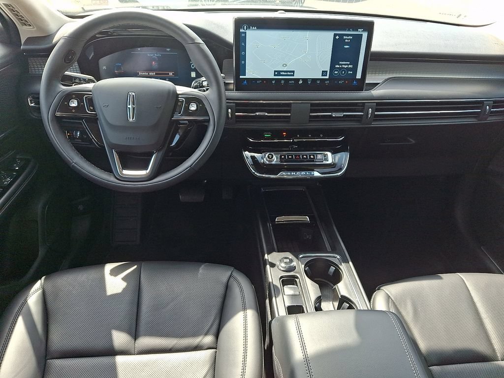 Certified 2023 Lincoln Corsair AWD w/ Equipment Group 101A image 11