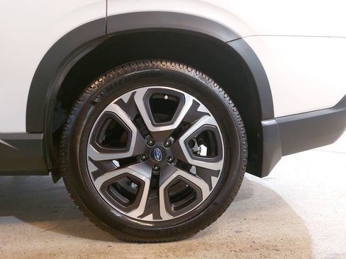 Certified 2024 Subaru Ascent Limited AWD/4WD image 35