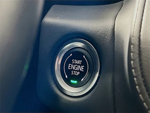 Used 2024 Chevrolet Suburban LT image 16