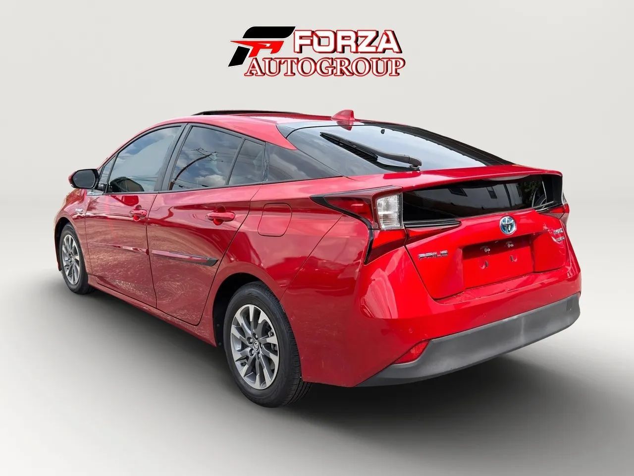 Used 2019 Toyota Prius Limited w/ Premium Convenience Package FWD image 6