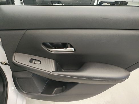 Used 2023 Nissan Sentra SV image 16