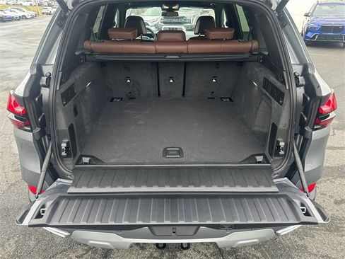 New 2026 BMW X5 xDrive40i w/ Climate Comfort Package image 25