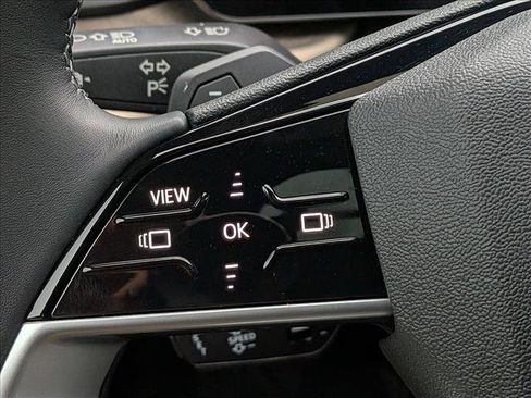 Certified 2025 Audi Q5 Premium w/ Convenience Package image 17