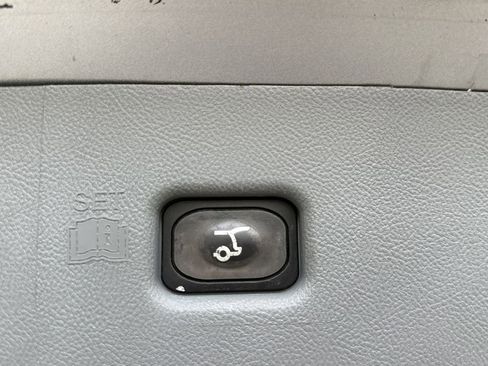 Used 2022 Lincoln Nautilus Reserve w/ Equipment Group 201A image 31