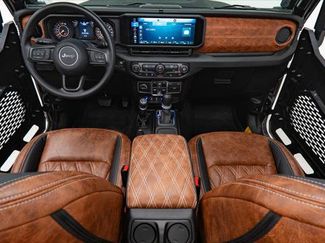 Used 2025 Jeep Gladiator Sport video 2