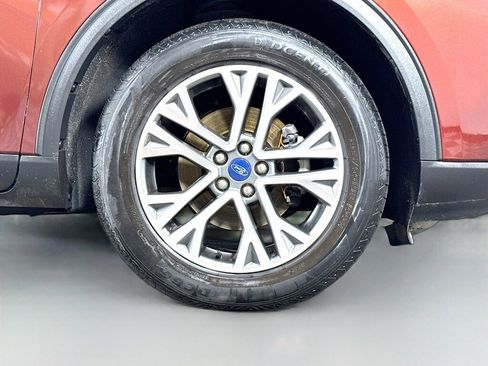 Used 2021 Ford Escape SEL image 46