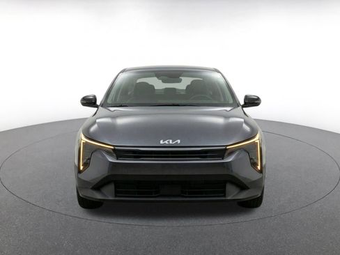 Used 2025 Kia K4 FWD image 2