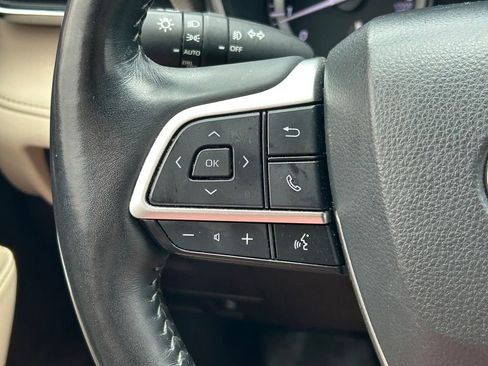 Used 2022 Toyota Highlander Platinum FWD image 41