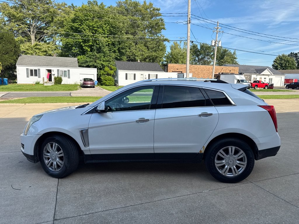 Used 2013 Cadillac SRX Luxury AWD/4WD image 5