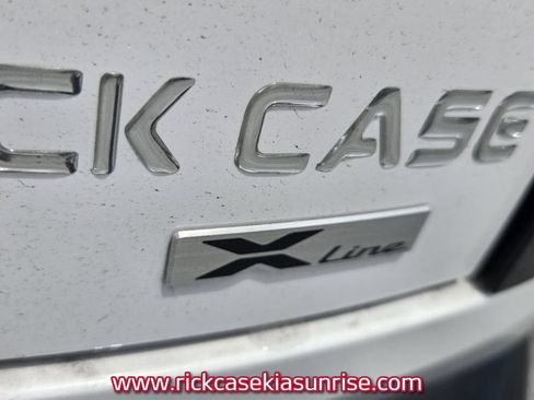 Used 2027 Kia Telluride X-Line SX Prestige w/ Executive Package AWD/4WD image 9