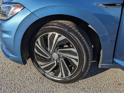 Used 2019 Volkswagen Jetta SEL Premium image 35
