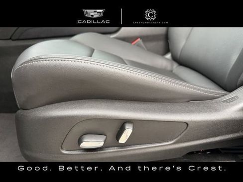 Certified 2025 Cadillac XT6 Luxury FWD image 32